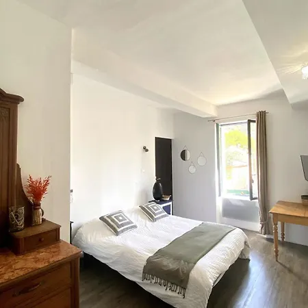 Les Volets Bleus An Authentic House In The Heart Of The Center Holiday home